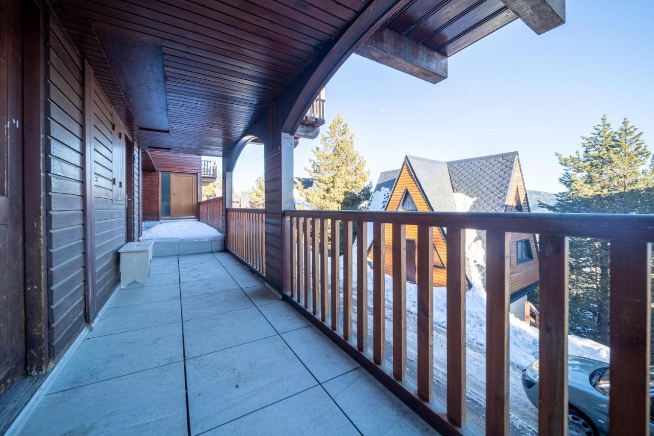 Le Cerf - Duplex Avec Superbe Vue Montagne Apartment Les Angles  Exterior foto